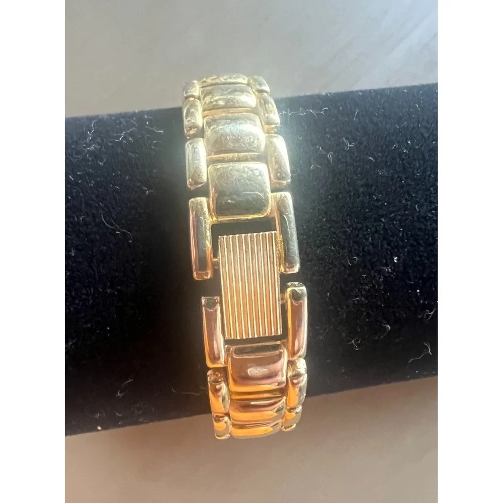 Sergio Valente Women's Watch Gold Tone Oval Black Dial Crystal Japan Mov't Dress
